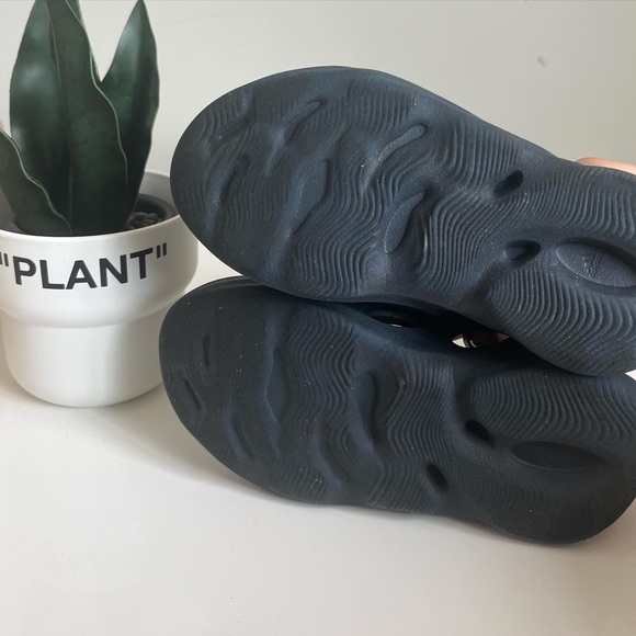 SOLD !! - Picture 3 of 3